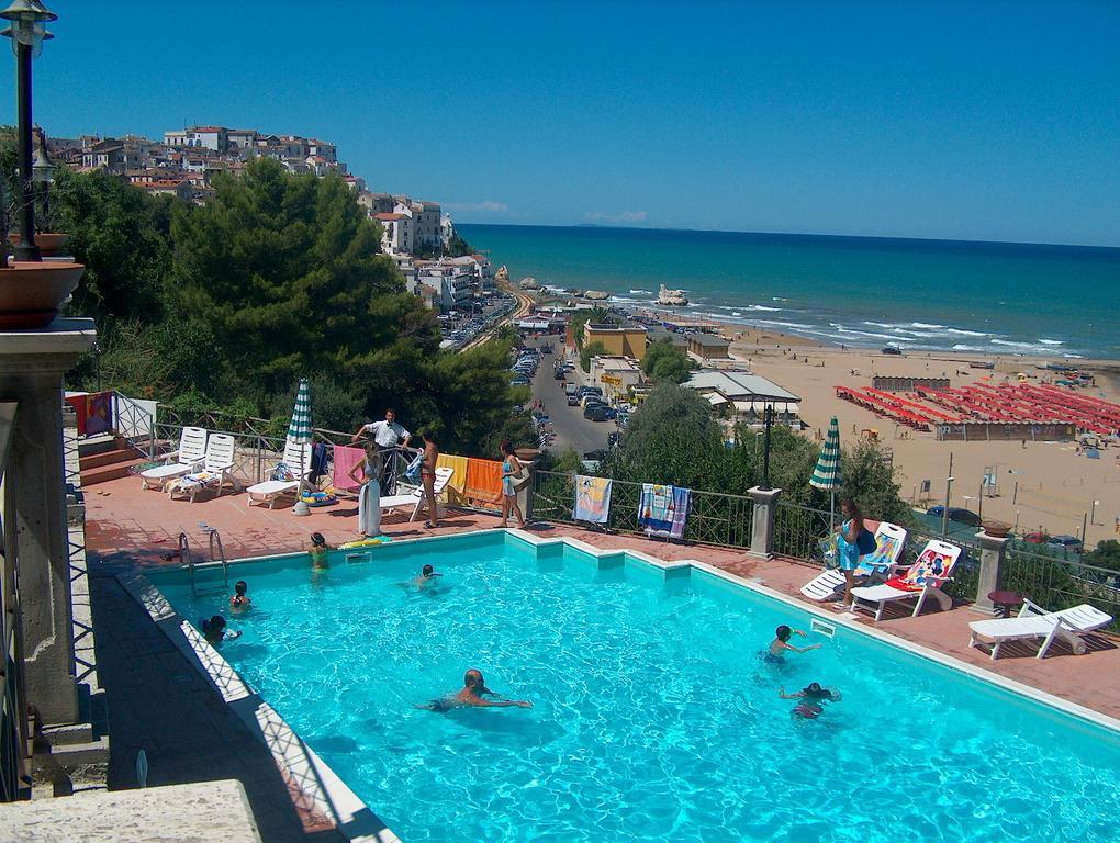 Hotel Piccolo Paradiso Di Rodi Garganico Dış mekan fotoğraf